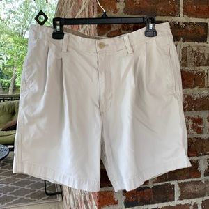 Chaps pleated chino mens shorts size 36